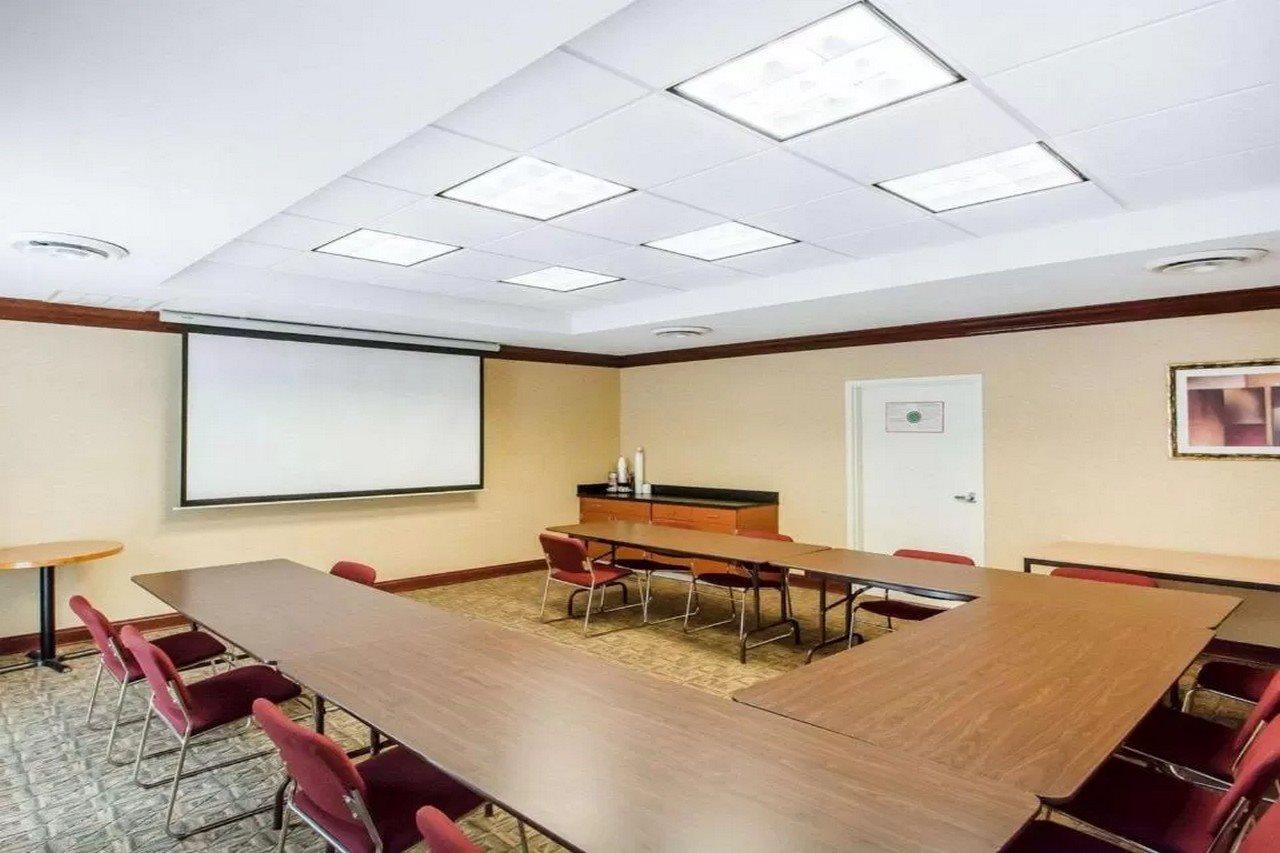 University Inn Vestal Εξωτερικό φωτογραφία
