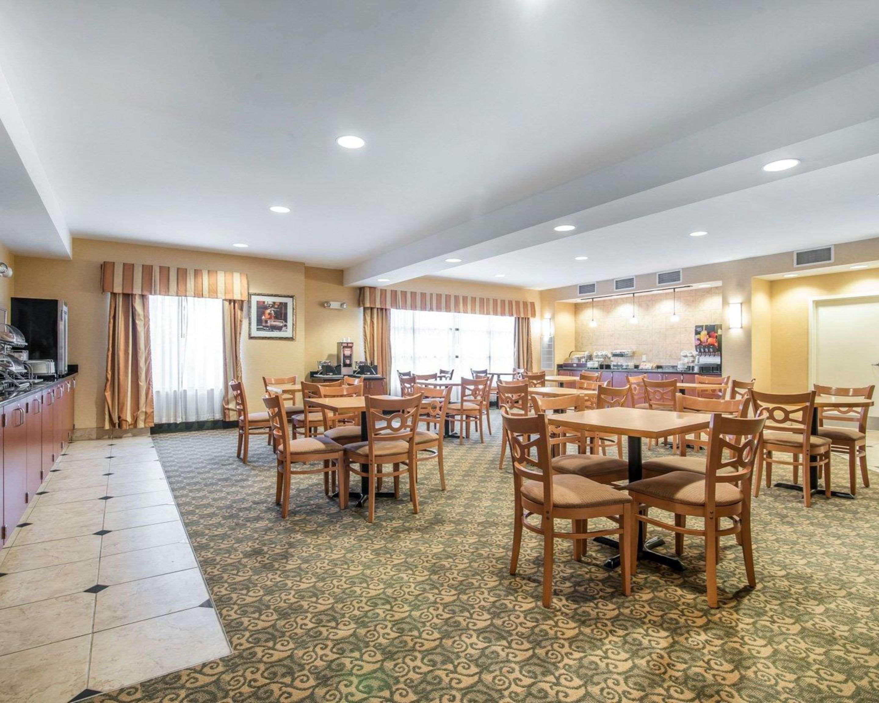 University Inn Vestal Εξωτερικό φωτογραφία