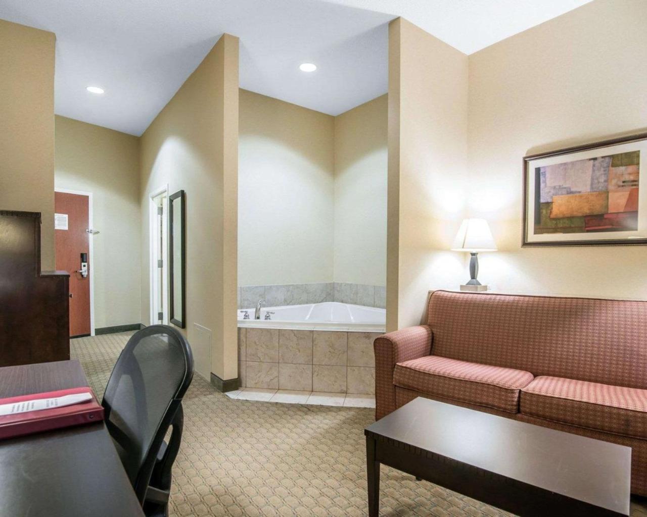 University Inn Vestal Εξωτερικό φωτογραφία