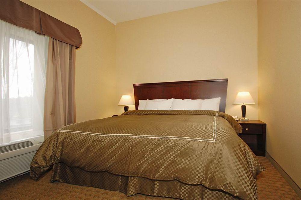 University Inn Vestal Εξωτερικό φωτογραφία