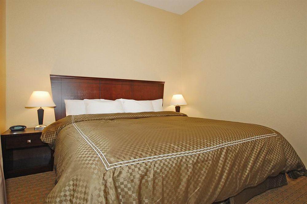 University Inn Vestal Εξωτερικό φωτογραφία